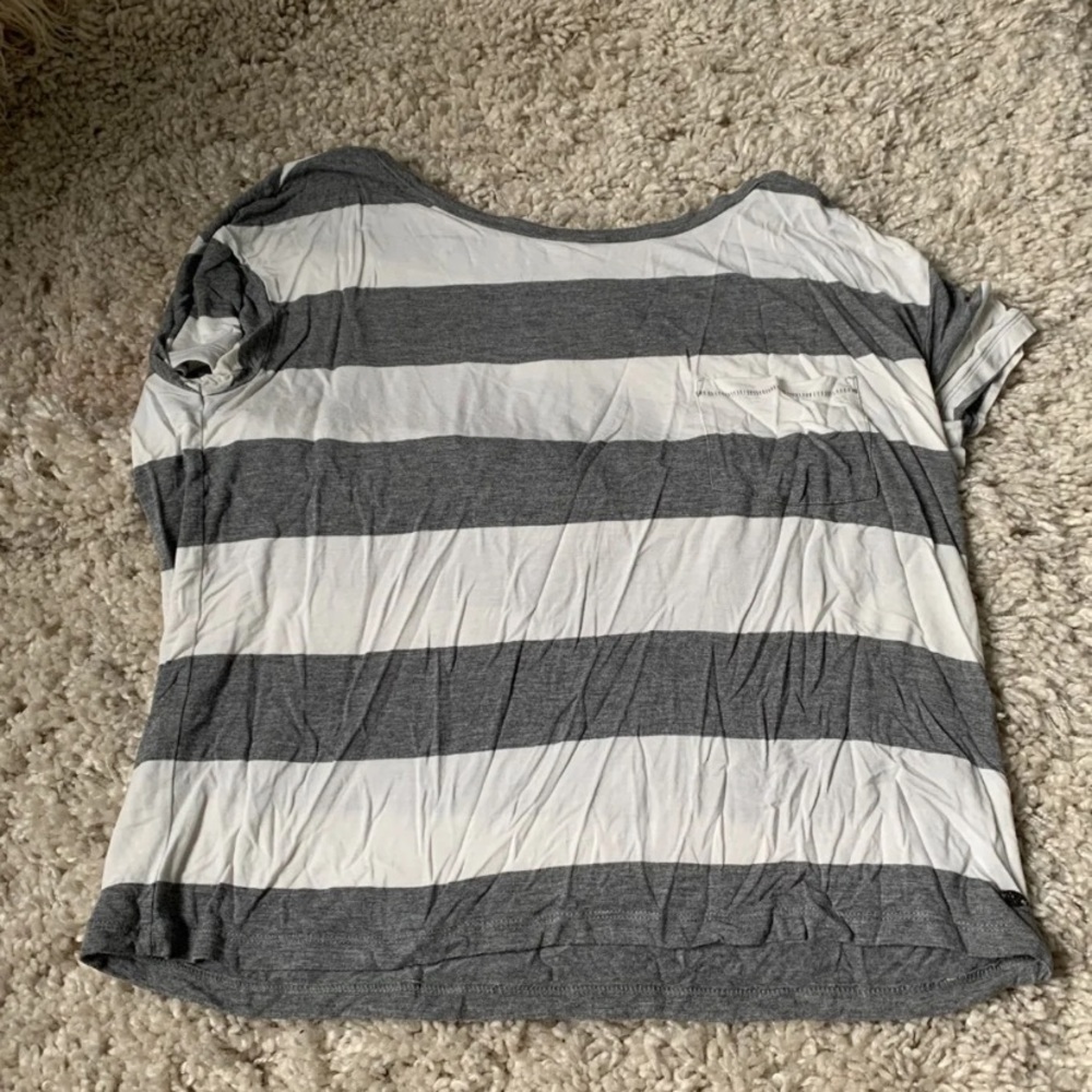 American eagle t shirt